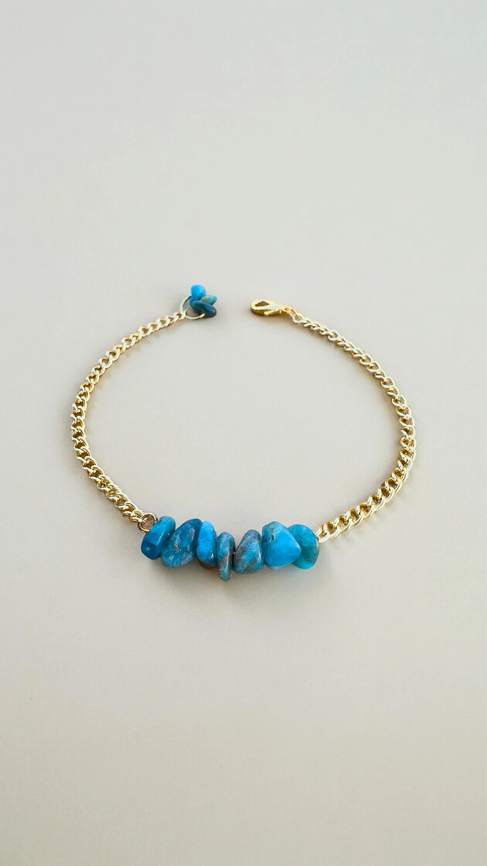 Handmade Apatite Bracelet gemstone bracelet LUNARITY GARAGE