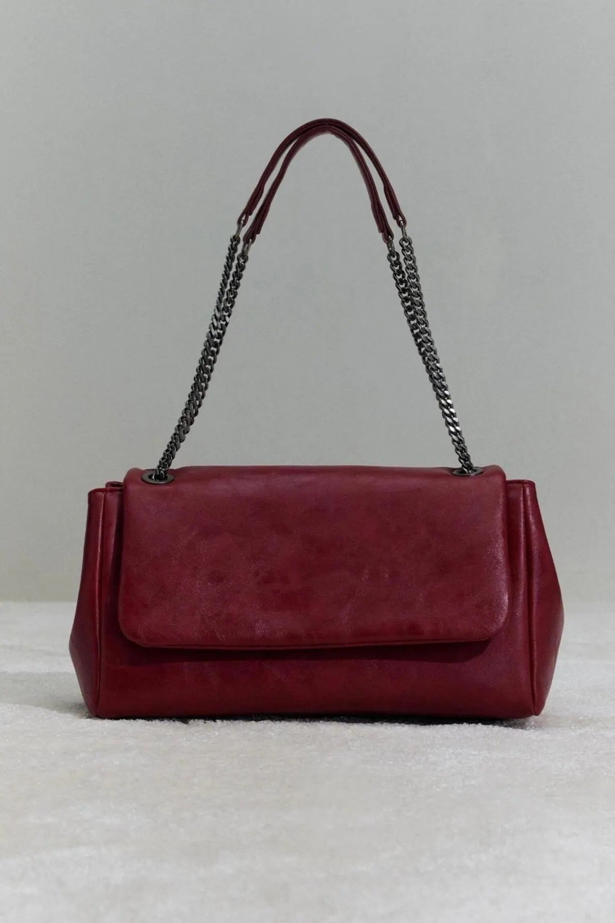 Red Milan Chain Leather Bag handbags LUNARITY GARAGE