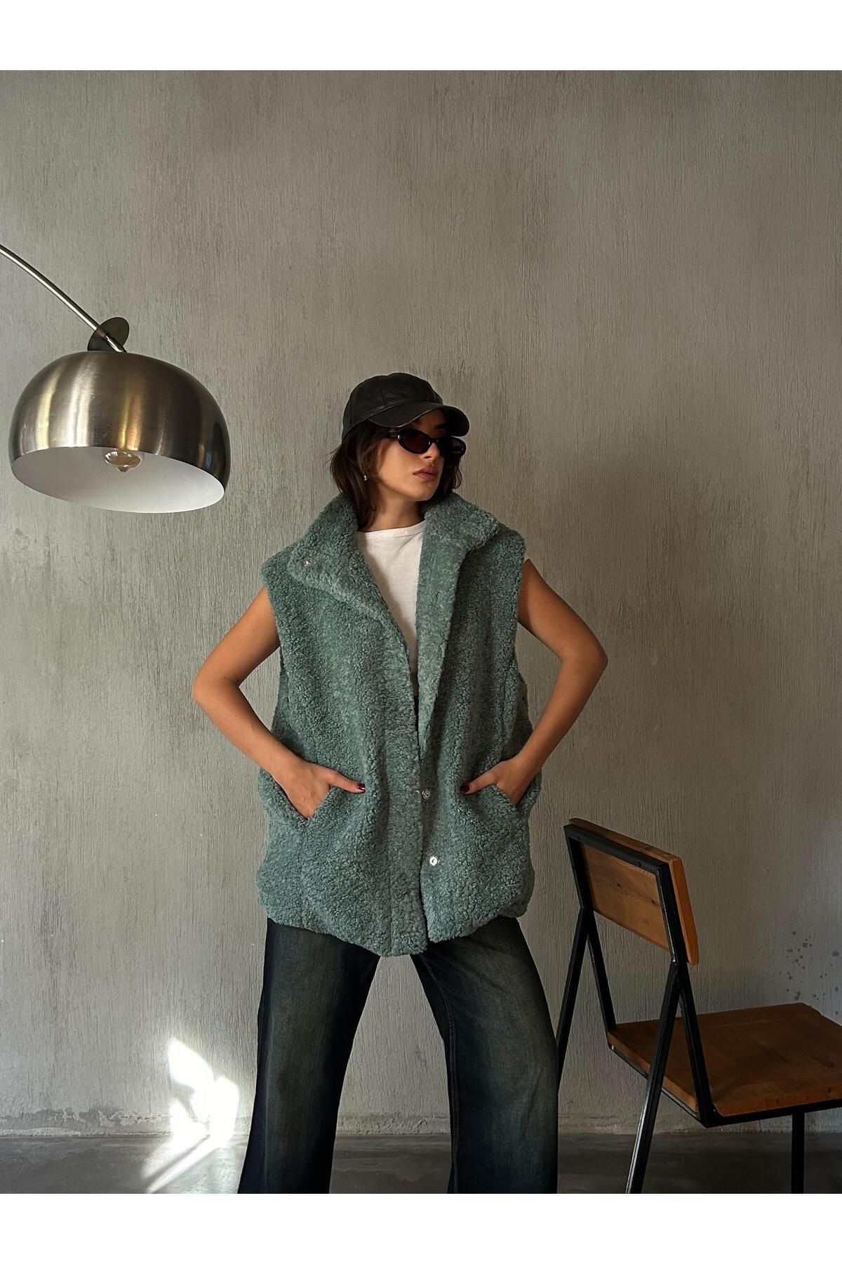 Plush Lined Snap Vest Vest LunarityGarage