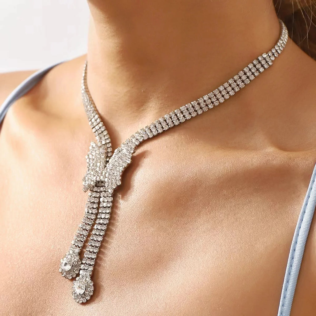 Luxury Rhinestone Butterfly V-Shaped Choker Necklace Necklace Lunarity Garage   